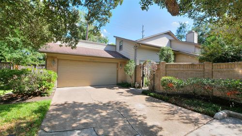 8003 Oakwood Forest Dr, Houston, TX, 77040-4431 | Card Image