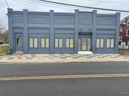 1321 W Broad St, Quakertown, PA, 18951-1107 | Card Image