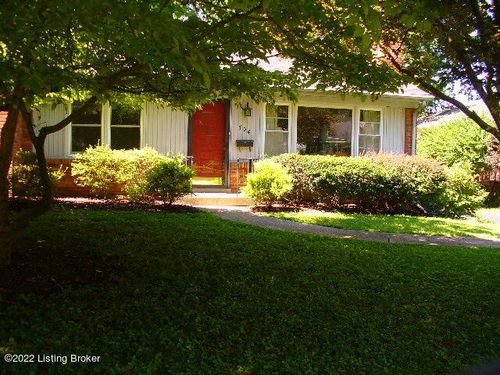 704 Indian Ridge Rd, Louisville, KY, 40207-1751 | Card Image