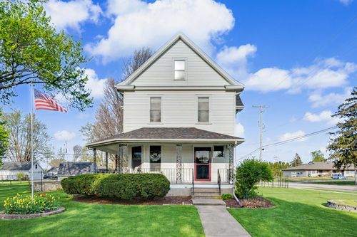 1221 6th Ave, De Witt, IA, 52742-1157 | Card Image