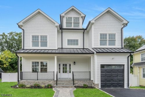 10 Henry St, Summit, NJ, 07901-3824 | Card Image