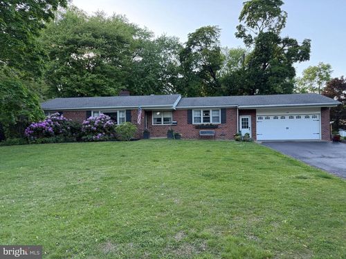578 Kutcher Rd, SOUTHAMPTON, PA, 18966-4121 | Card Image