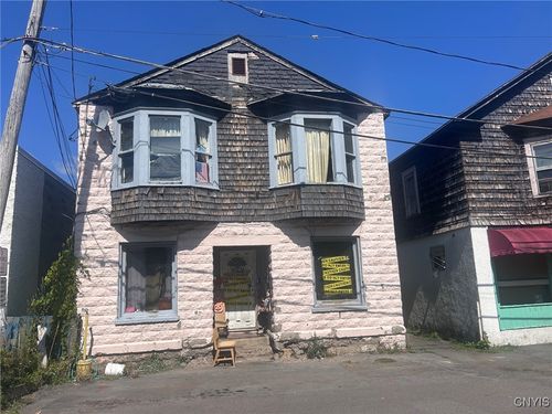 101 Galster Ave, Syracuse, NY, 13206-1901 | Card Image
