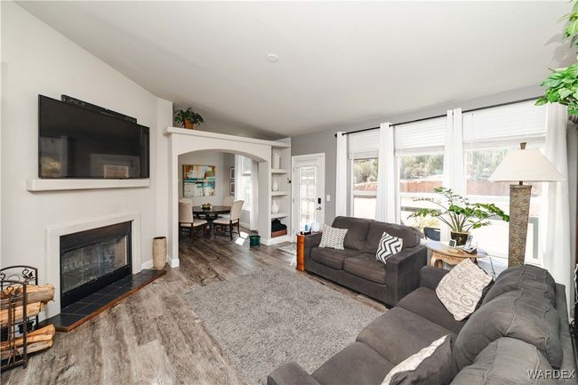 Living Room | Image 13