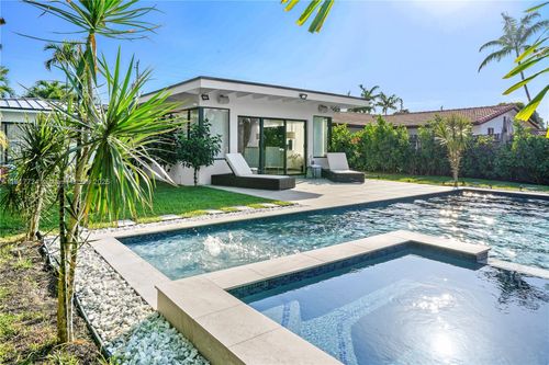 1625 Daytonia Rd, Miami Beach, FL, 33141-1732 | Card Image