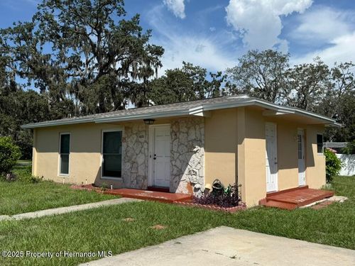 6821 Pinehurst Dr, SPRING HILL, FL, 34606-5639 | Card Image