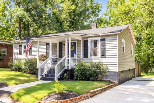 16 Miller St, Greenville, SC, 29607-4506 | Card Image