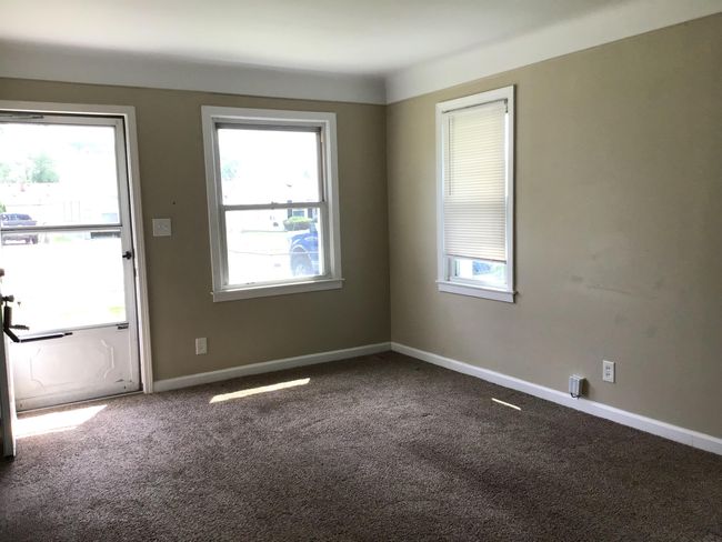 22765 Rosalind Ave, House other with 3 bedrooms, 1 bathrooms and null parking in Eastpointe MI | Image 4