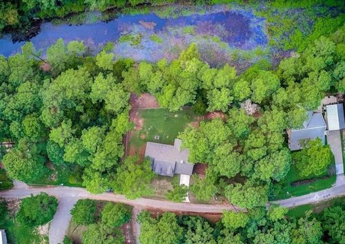 124 Pony Grass Ln, Bastrop, TX, 78602-5092 | Card Image