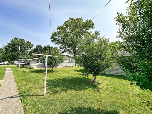 1307 Beech St, House other with 3 bedrooms, 2 bathrooms and null parking in Marshall IL | Image 44