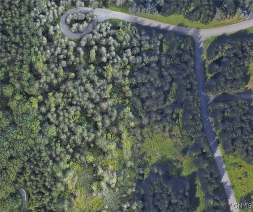 7040 Whitney Farm Ln, Jamesville, NY, 13078-9407 | Card Image