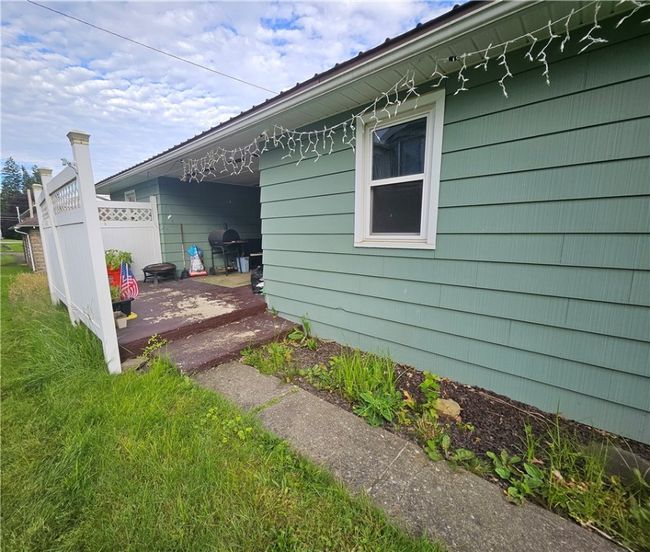 305 State St, House other with 2 bedrooms, 1 bathrooms and null parking in Smethport PA | Image 8