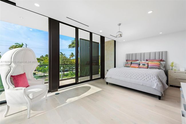 1410 S Biscayne Point Rd, House other with 6 bedrooms, 7 bathrooms and null parking in Miami Beach FL | Image 24