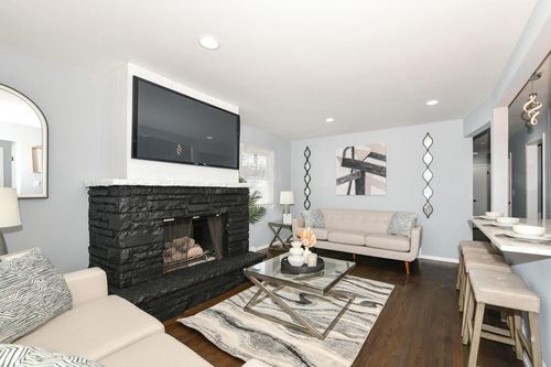 5957 N 64th Street, Milwaukee, WI, 53218 | Card Image