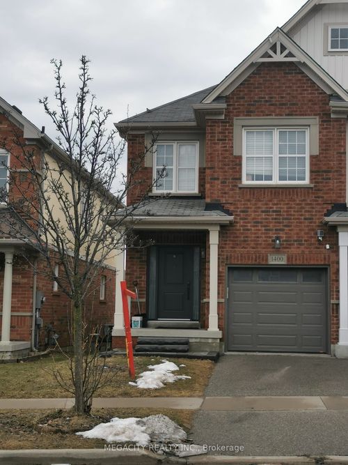 1400 Rennie St, Oshawa, ON, L1K0N8 | Card Image
