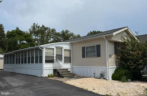 12 Carriage Ln, REHOBOTH BEACH, DE, 19971-9761 | Card Image