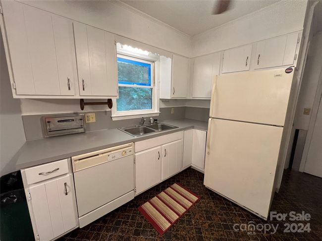 2546 White Oak Mountain Rd, House other with 3 bedrooms, 2 bathrooms and null parking in Columbus NC | Image 14