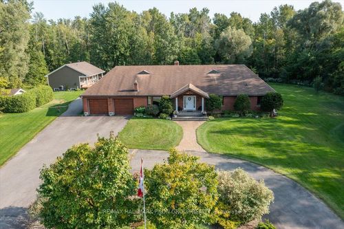 1717 Lakeshore Dr, Greely, ON, K4P1H1 | Card Image