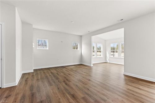 MM Amalfi, Suffolk, VA, 23435 | Card Image