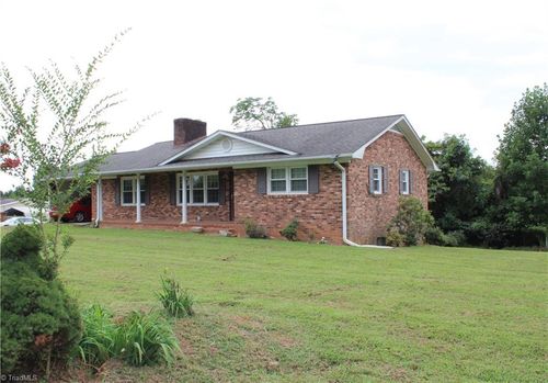 1662 Ralph Joyce Rd, Sandy Ridge, NC, 27046-7325 | Card Image