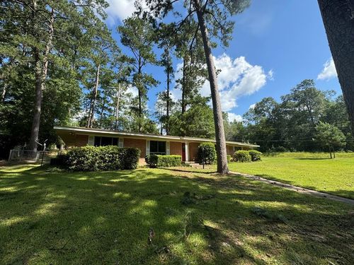 705 Willow Dr, Jasper, TX, 75951-3332 | Card Image