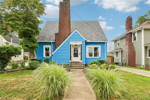 83 Hayes St, Painesville, OH, 44077-2647 | Card Image