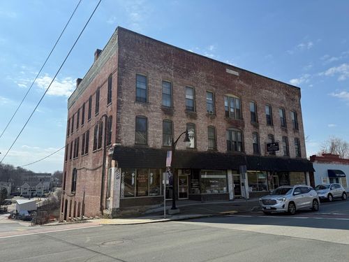 106 Main St, Spencer, MA, 01562-2192 | Card Image