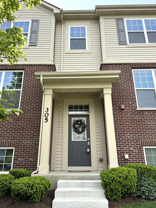 305 Lexington Ln, Rolling Meadows, IL, 60008-2105 | Card Image