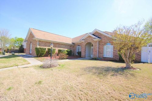 209 Bridgeway Cir, Madison, AL, 35758-7544 | Card Image
