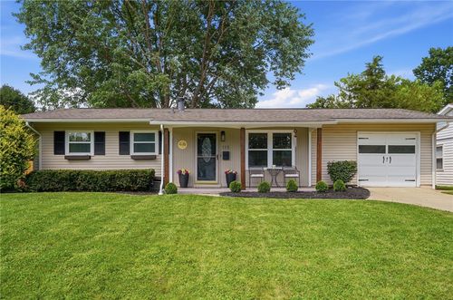 115 Whippoorwill Dr, Harrison, OH, 45030-1436 | Card Image