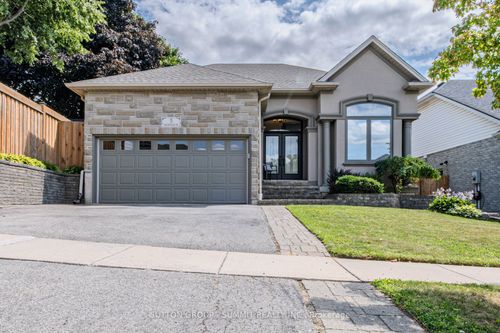 5 Macdonald Cres, Brantford, ON, N3R8B2 | Card Image