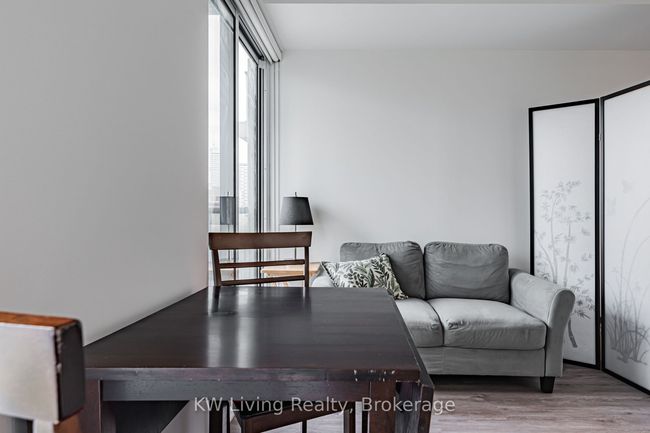 1527 - 251 Jarvis St, Condo with 0 bedrooms, 1 bathrooms and null parking in Toronto ON | Image 8
