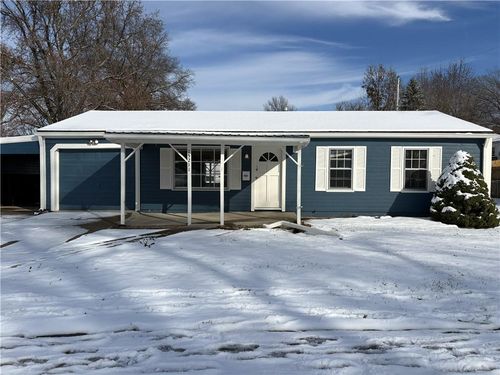 15211 Bellaire Ave, Grandview, MO, 64030-4595 | Card Image