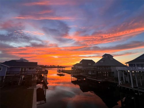 23010 Martes St, Galveston, TX, 77554-1273 | Card Image