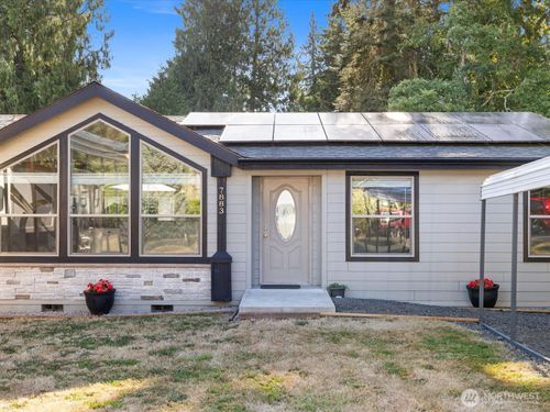 7883 San Juan Ave, Clinton, WA, 98236-9214 | Card Image
