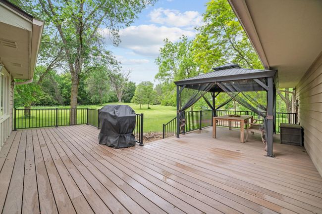 14-web-or-mls-3125 Carriage Dr -14.jpg | Image 33