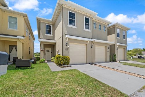 486 Lake Shore Pkwy, DAVENPORT, FL, 33896-7861 | Card Image