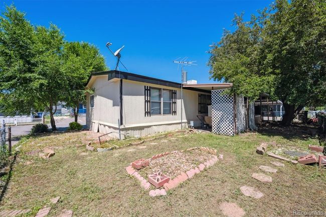 12205 Perry St, Home with 3 bedrooms, 2 bathrooms and 2 parking in Broomfield CO | Image 4