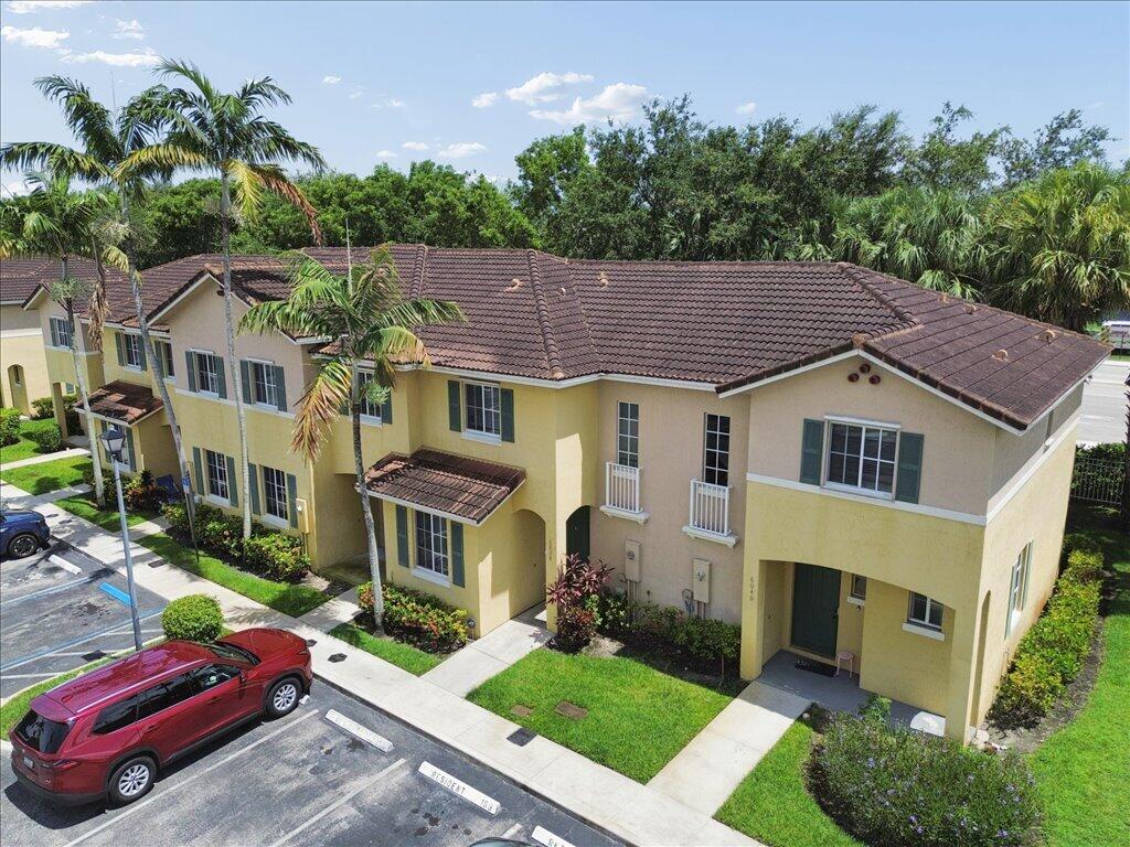 Residential in North Lauderdale 2