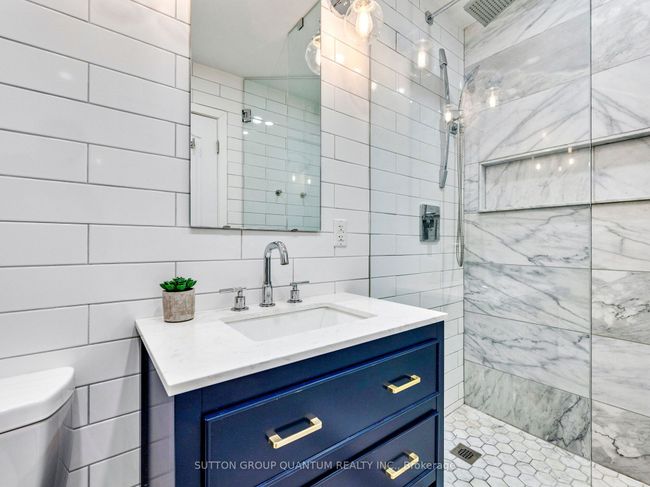 4423 Sawmill Valley Dr, House other with 3 bedrooms, 3 bathrooms and 2 parking in Mississauga ON | Image 20