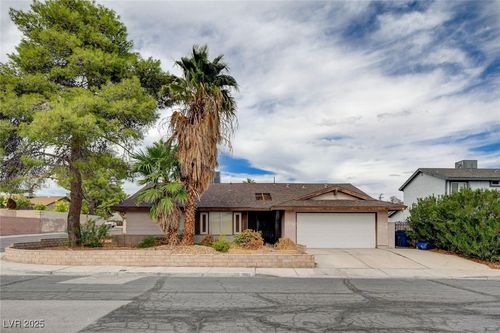 3862 Boca Chica Ave, Las Vegas, NV, 89120-2054 | Card Image