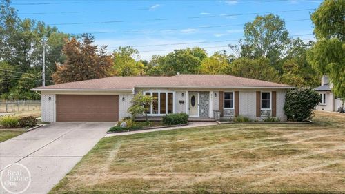 47341 Kennesaw Ridge Drive, Shelby Charter Township, MI, 48317 | Card Image