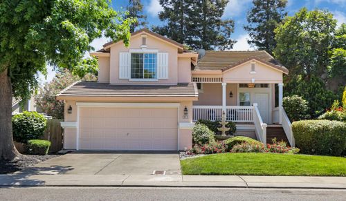 512 Mockingbird Dr, Lodi, CA, 95240-7842 | Card Image
