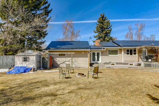 5113 56 Avenue, Home with 6 bedrooms, 3 bathrooms and 4 parking in Olds AB | Image 32