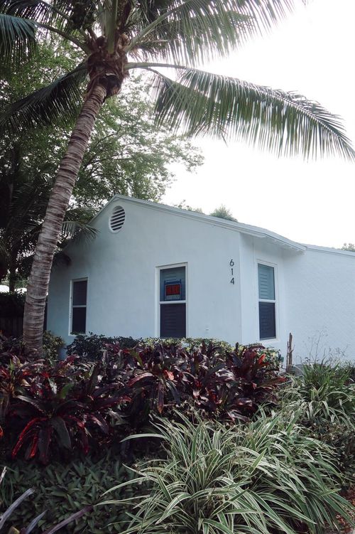 apt-1-614 Palm St, West Palm Beach, FL, 33401-7030 | Card Image