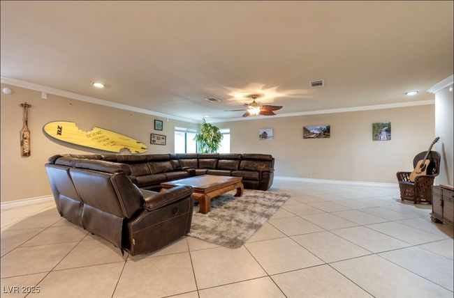 3597 Cochise Ln, House other with 4 bedrooms, 4 bathrooms and null parking in Las Vegas NV | Image 7