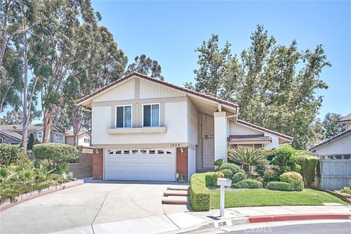 1538 Awlsbury Cir, Fullerton, CA, 92833 | Card Image