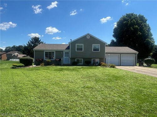 1302 Huntington Ct, Boardman, OH, 44512-4023 | Card Image