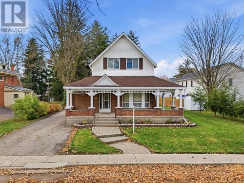 30 Victoria St N, Aylmer, ON, N5H1W7 | Card Image