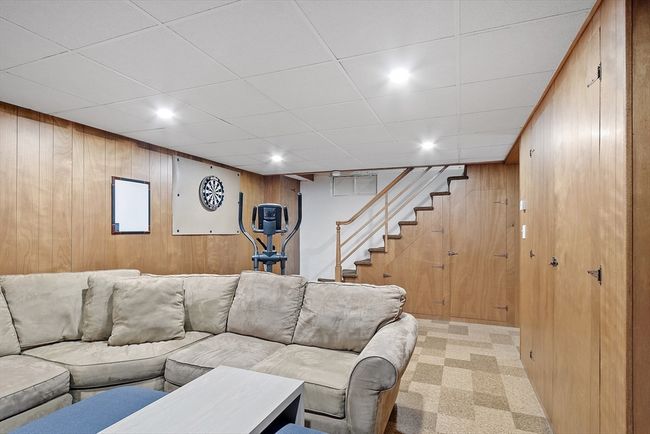 79 Cheever Cir, House other with 3 bedrooms, 3 bathrooms and 2 parking in Andover MA | Image 25